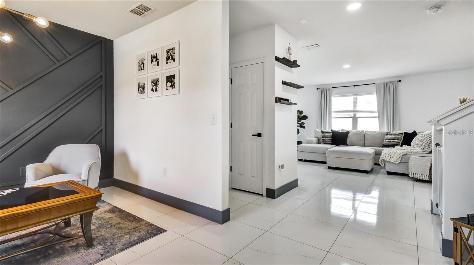 Image 8 of 30 For 623 Citrus Isle Boulevard