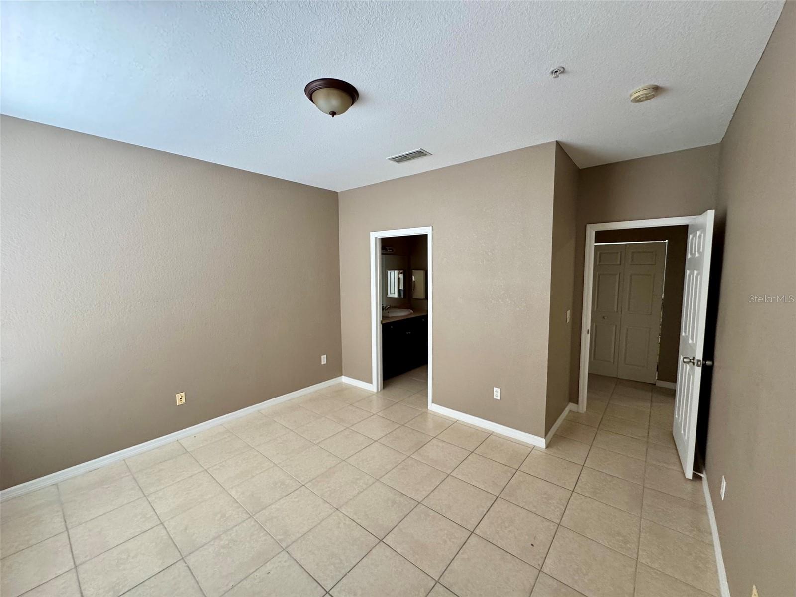 Image 10 of 14 For 9061 Lee Vista Boulevard 1306