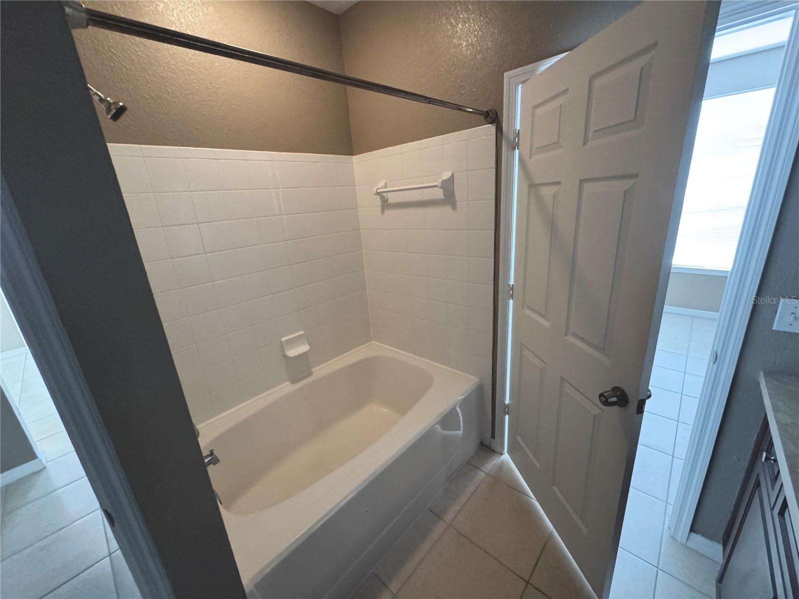 Image 12 of 14 For 9061 Lee Vista Boulevard 1306