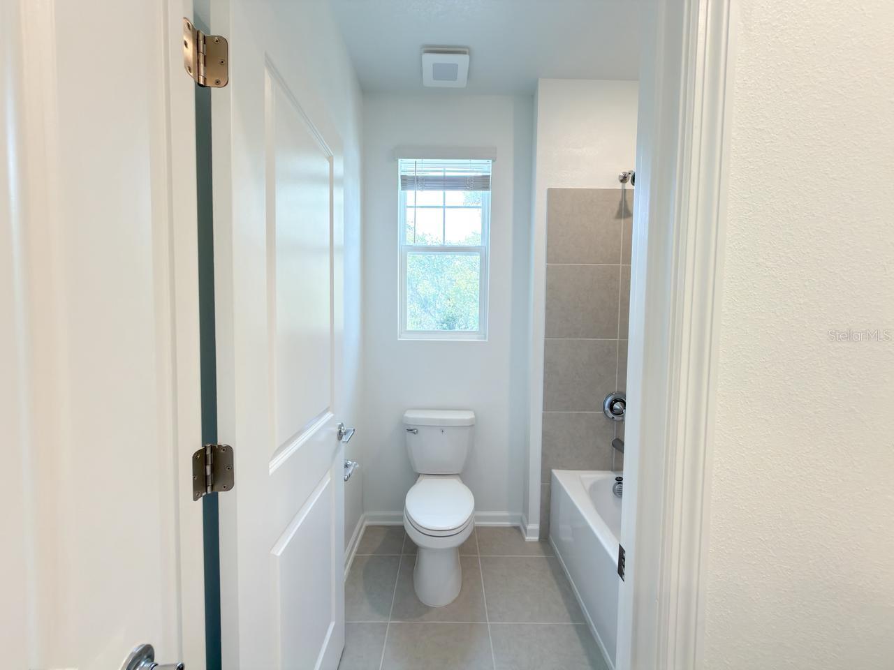 Image 32 of 42 For 2497 Spring Tune Alley