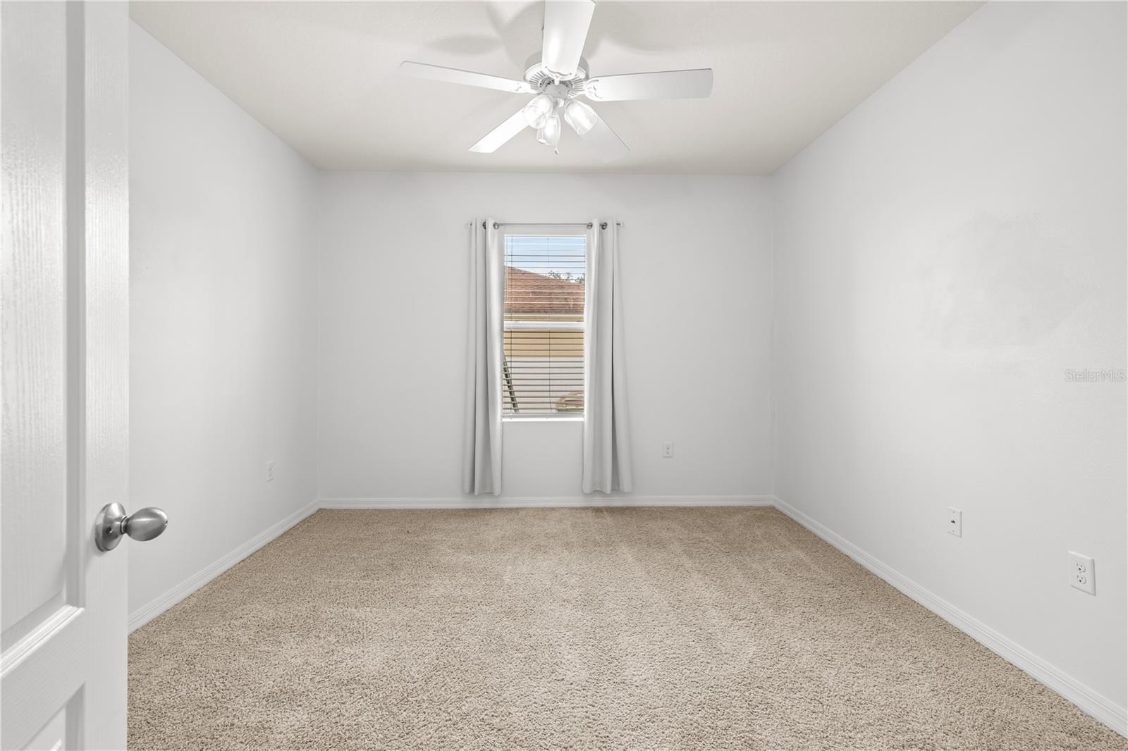 Image 12 of 22 For 415 Francisco Way