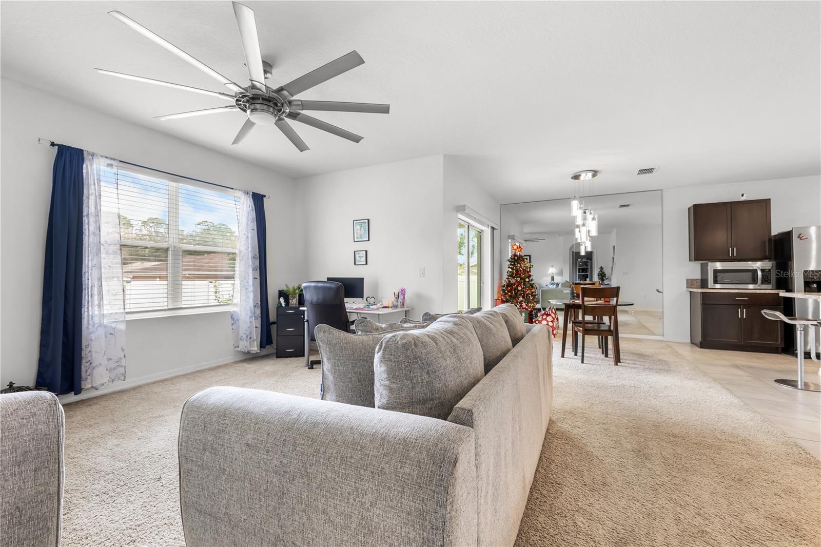 Image 3 of 22 For 415 Francisco Way