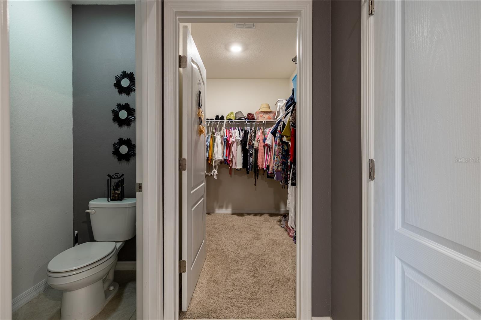 Image 8 of 22 For 415 Francisco Way