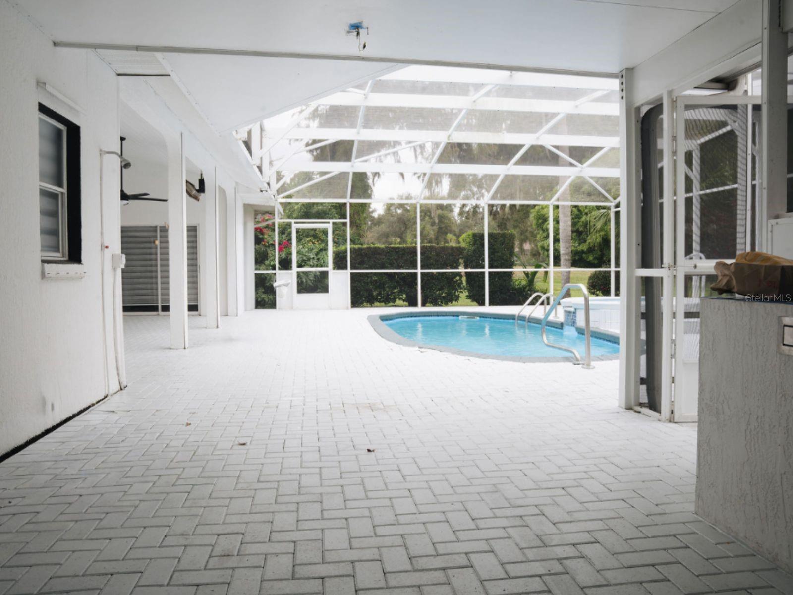 Image 10 of 12 For 3168 Whisper Wind Drive