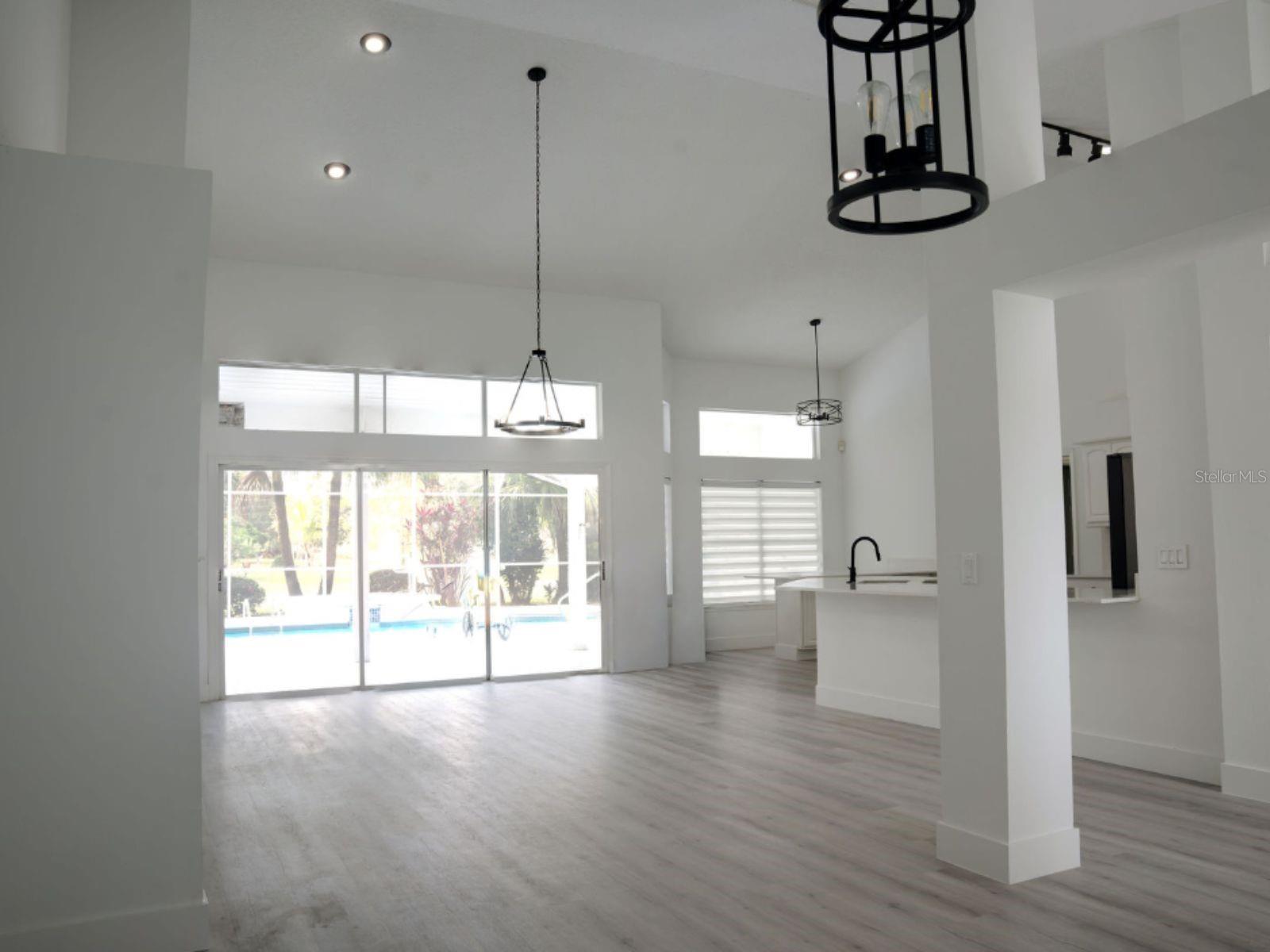 Image 6 of 12 For 3168 Whisper Wind Drive