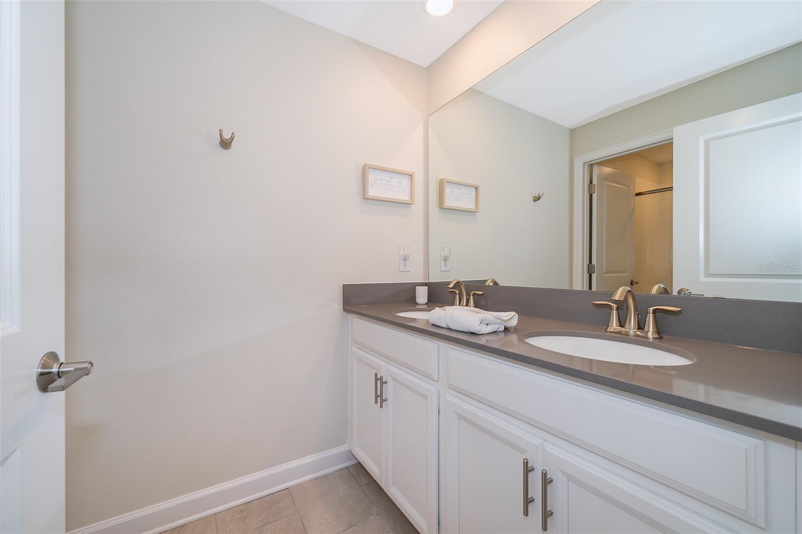 Image 18 of 31 For 2921 Simile Street