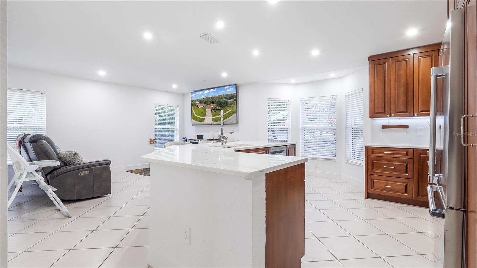 Image 12 of 40 For 132 Chestnut Circle