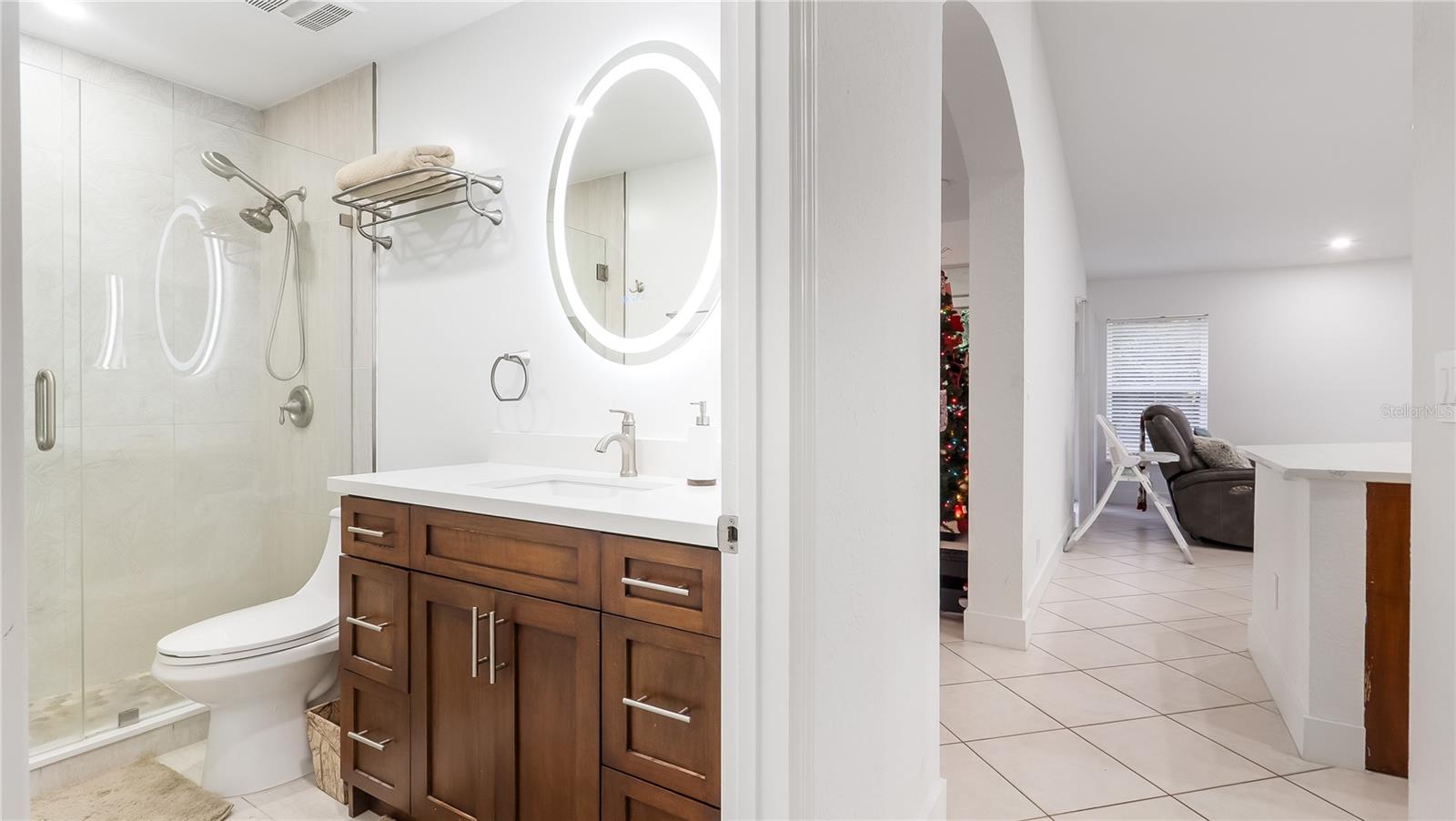 Image 20 of 40 For 132 Chestnut Circle