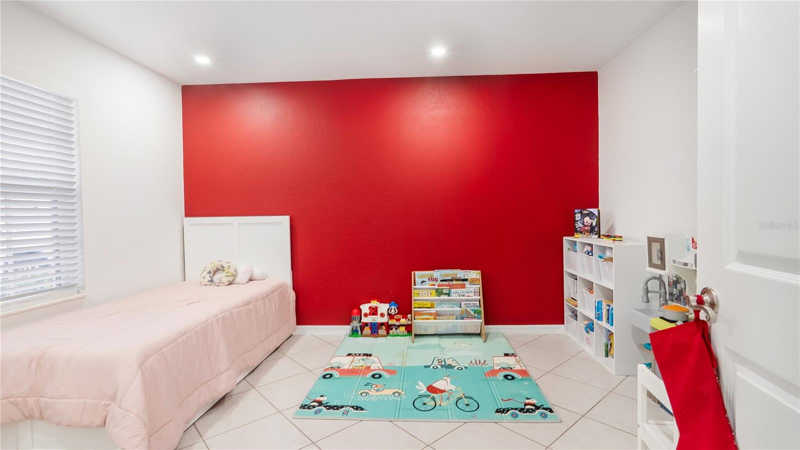 Image 21 of 40 For 132 Chestnut Circle