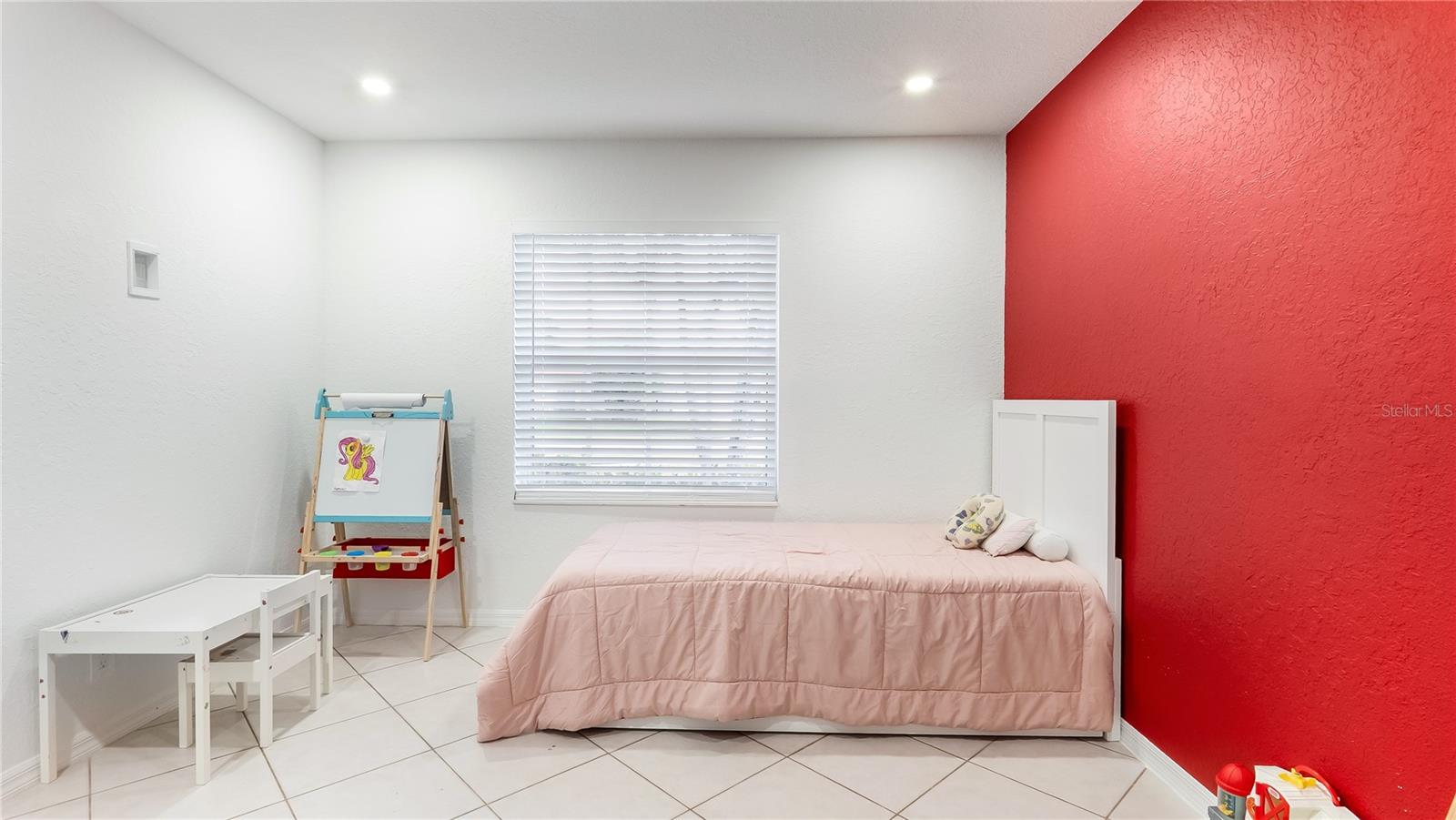 Image 22 of 40 For 132 Chestnut Circle