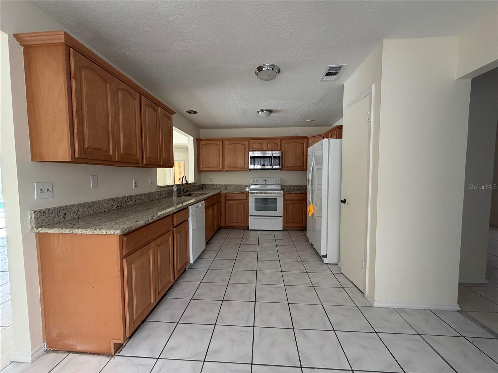 Image 5 of 13 For 537 Starstone Drive