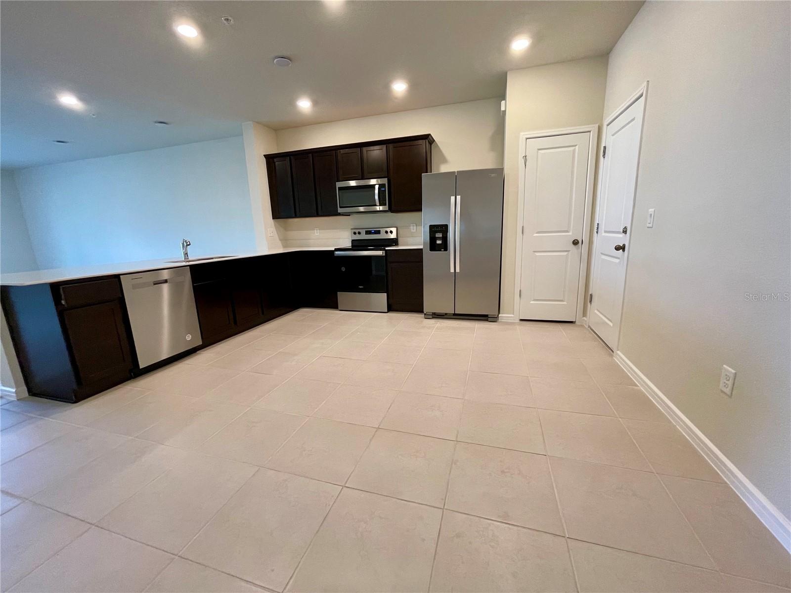 Image 6 of 40 For 1994 Canny Cove