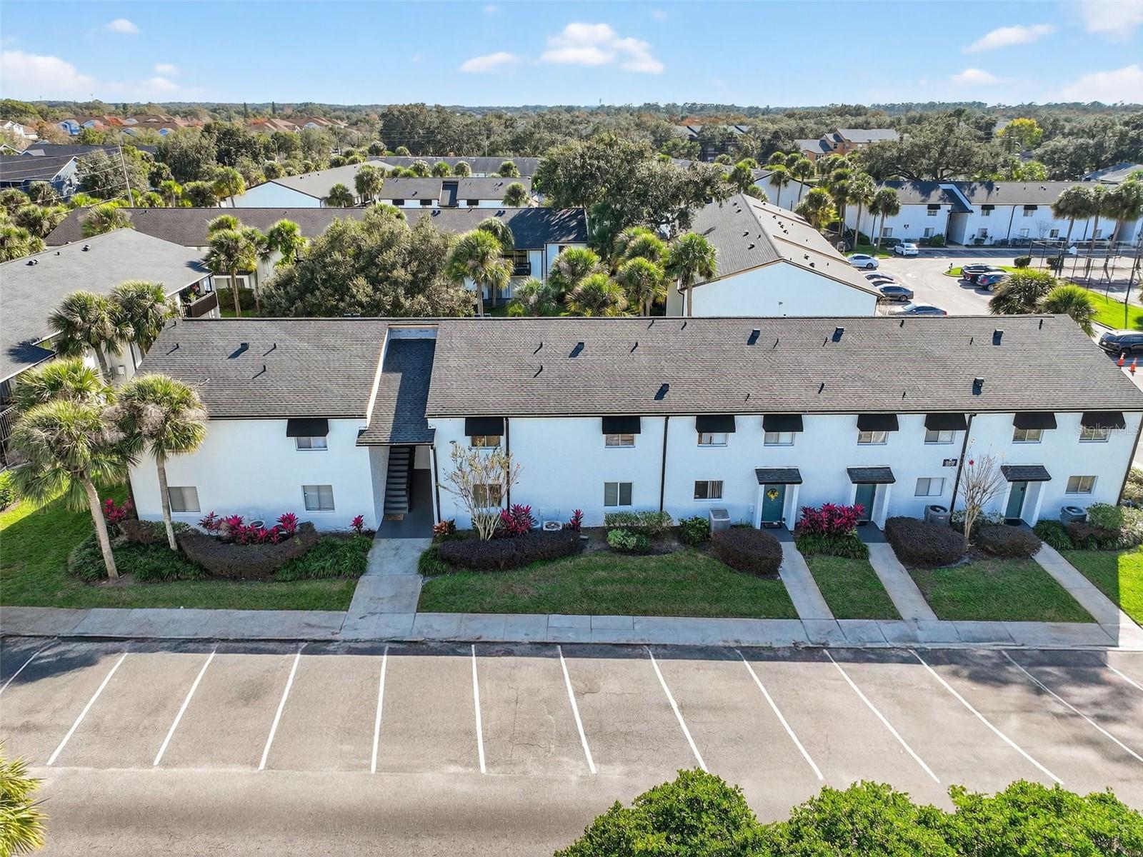 Image 2 of 75 For 4309 Semoran Boulevard 3