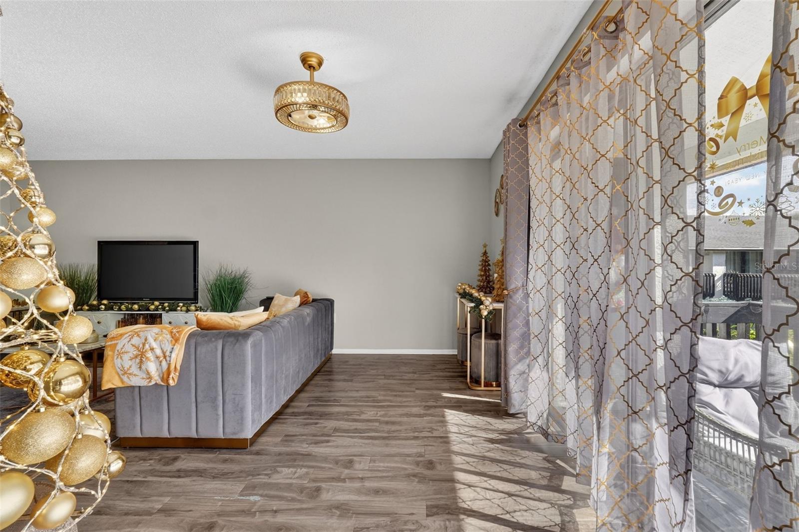 Image 21 of 75 For 4309 Semoran Boulevard 3