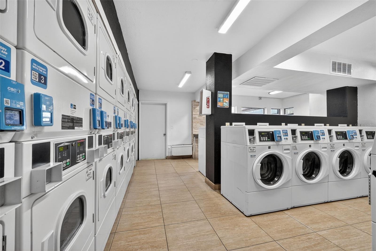 Image 55 of 75 For 4309 Semoran Boulevard 3