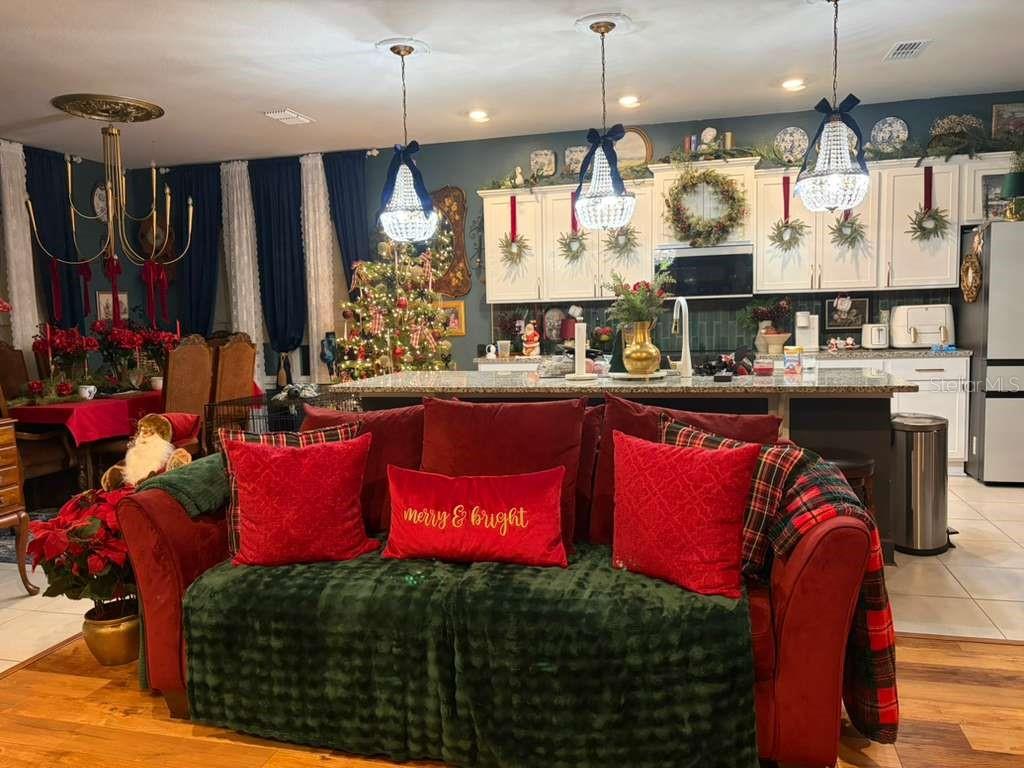 Image 10 of 59 For 3795 Sagefield Drive