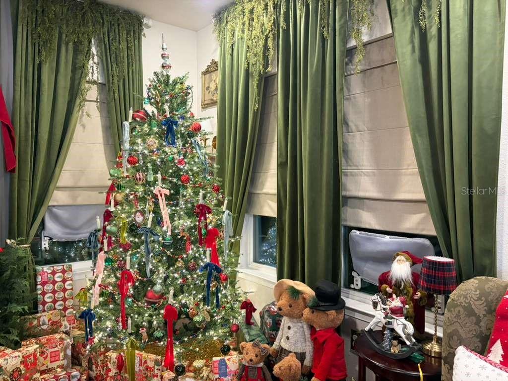 Image 11 of 59 For 3795 Sagefield Drive