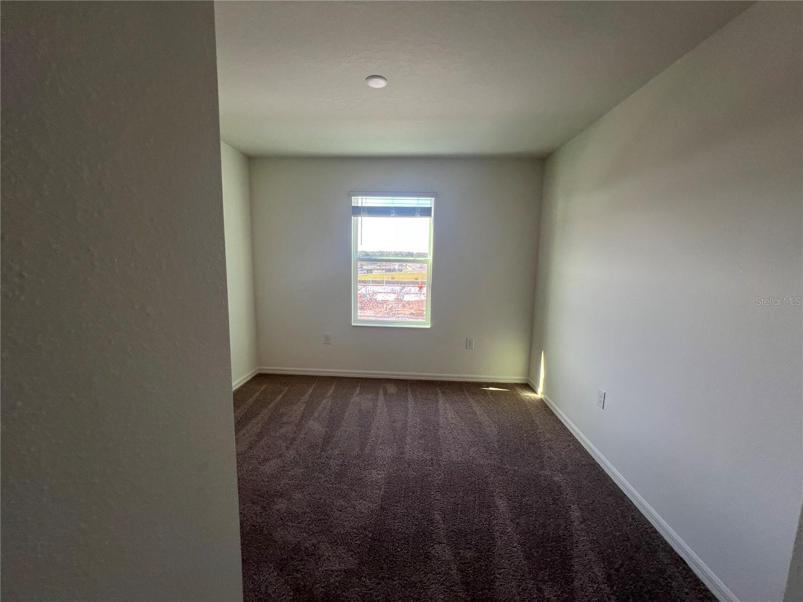 Image 6 of 12 For 2762 Raindrop Run Street