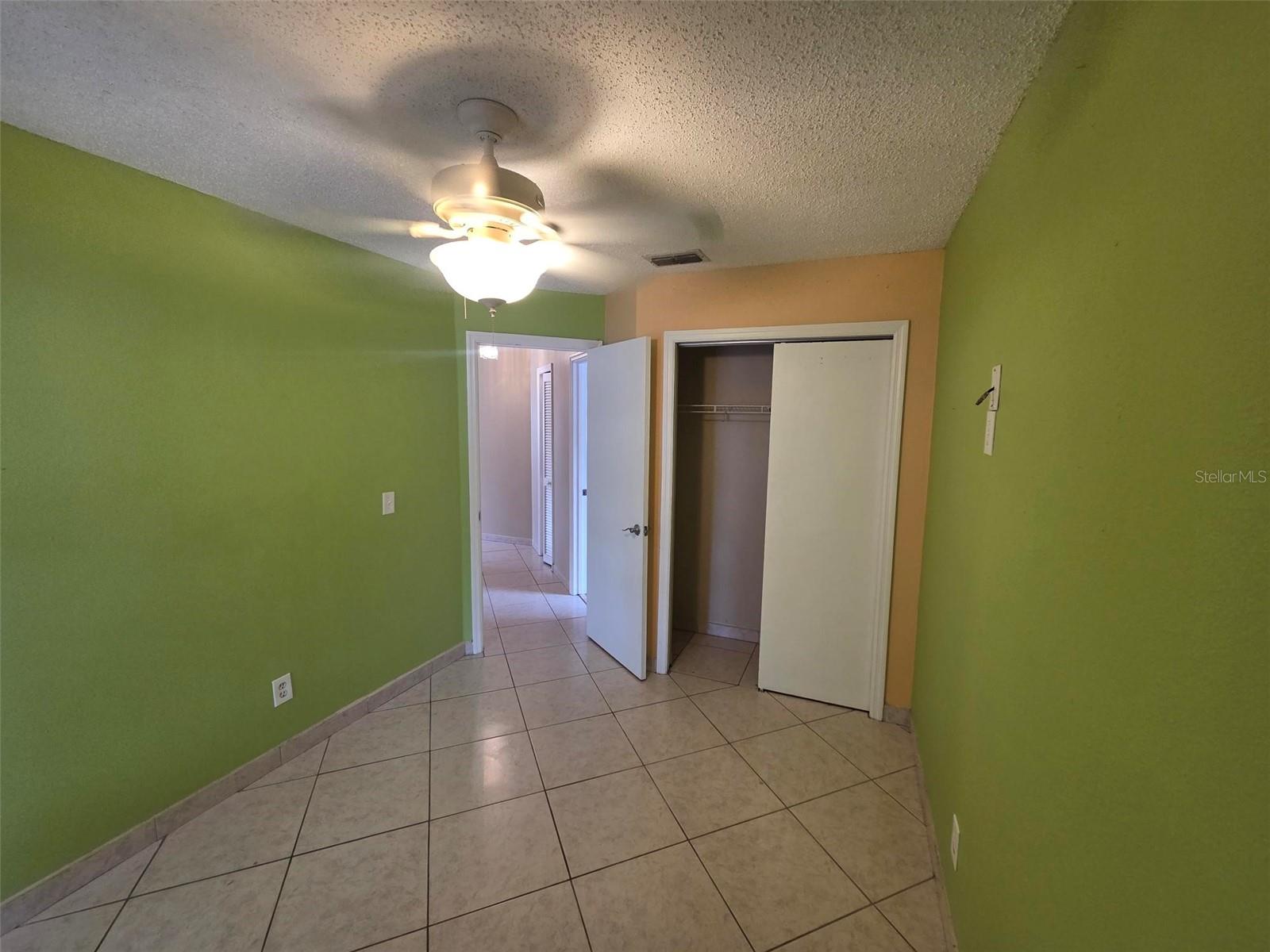 Image 16 of 24 For 9925 Dean Oaks Court