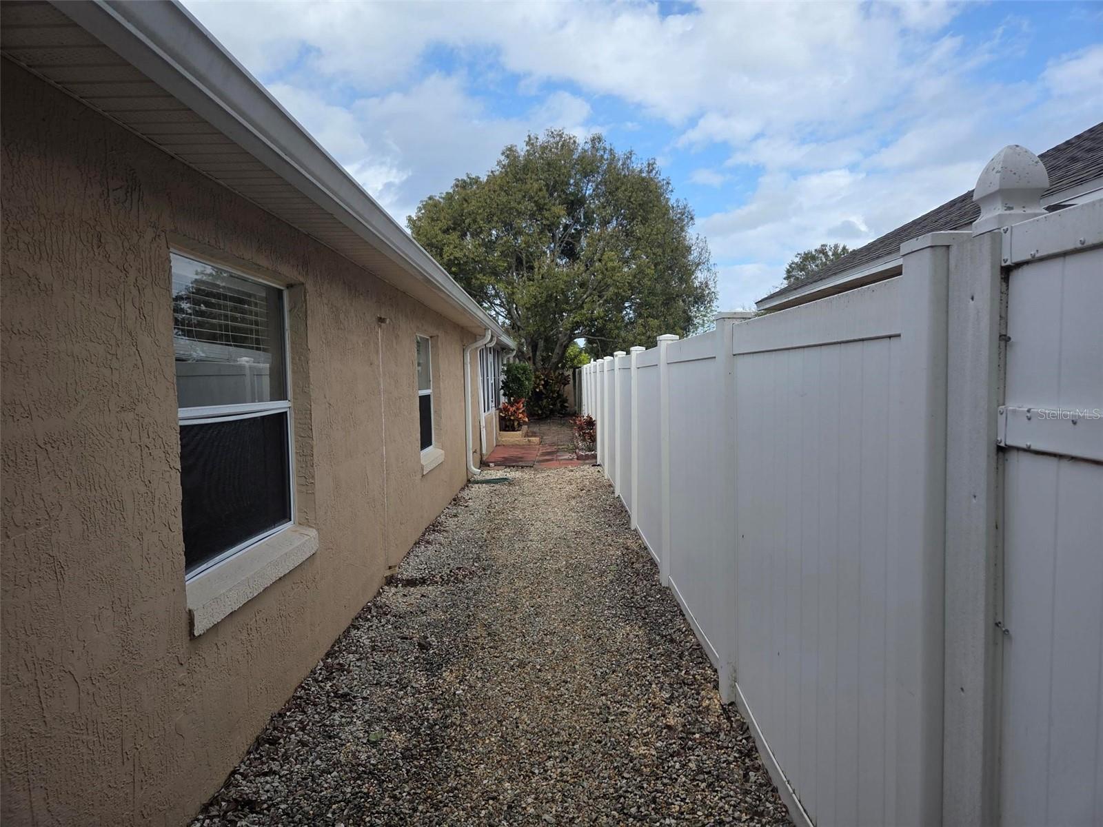 Image 2 of 24 For 9925 Dean Oaks Court