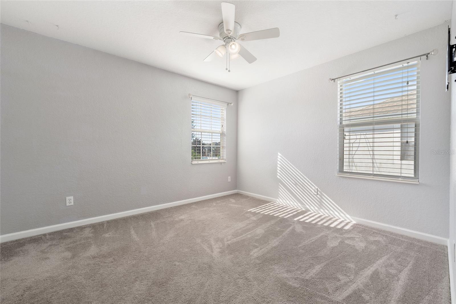 Image 32 of 48 For 14911 Golden Isle Boulevard