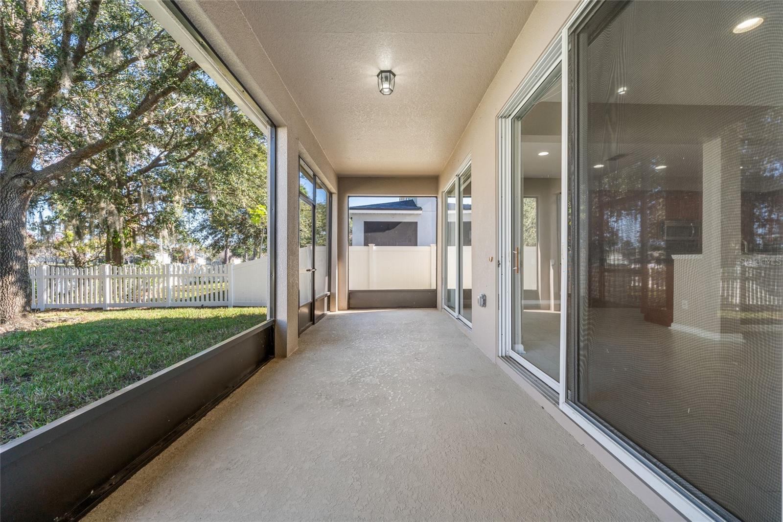 Image 35 of 48 For 14911 Golden Isle Boulevard