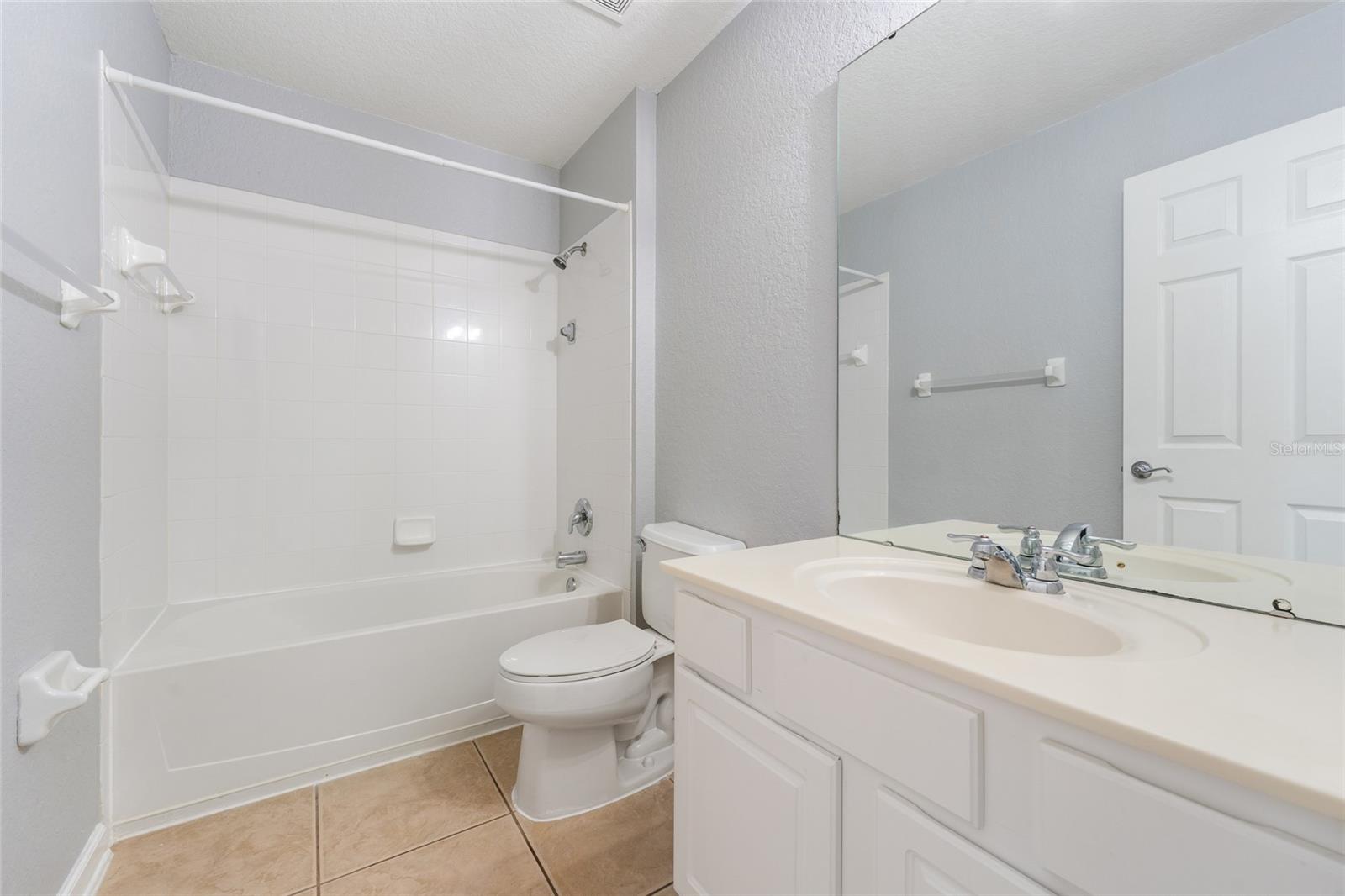 Image 36 of 48 For 14911 Golden Isle Boulevard