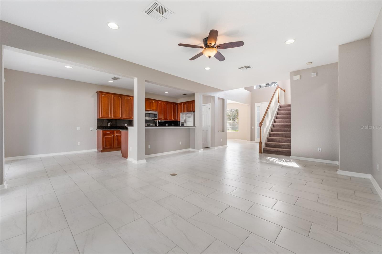 Image 44 of 48 For 14911 Golden Isle Boulevard