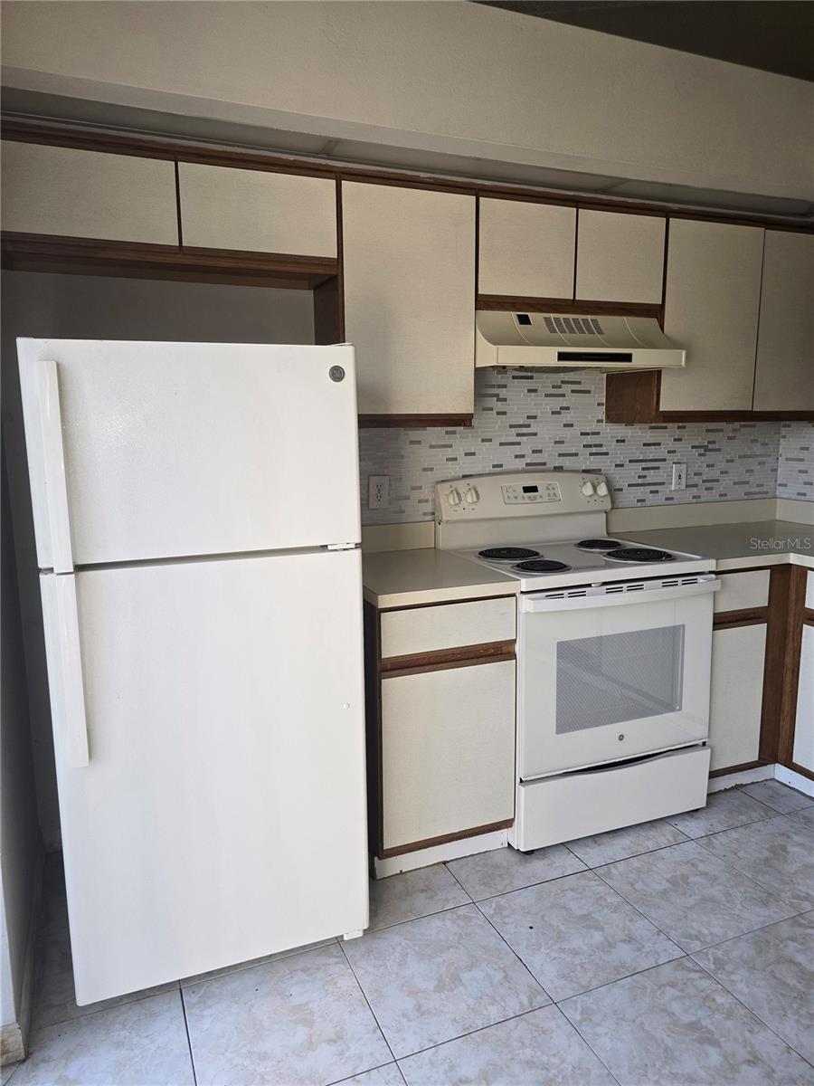 Image 13 of 43 For 1223 Lucaya Circle