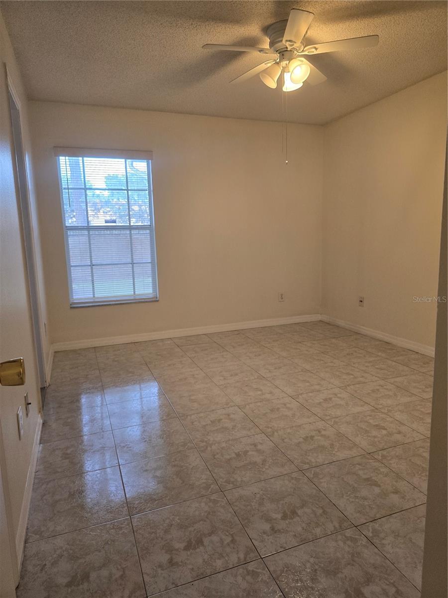 Image 18 of 43 For 1223 Lucaya Circle