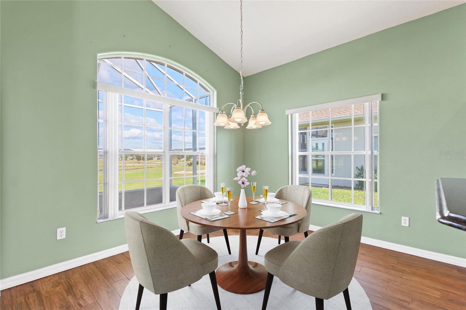 Image 17 of 65 For 46 High Vista Dr