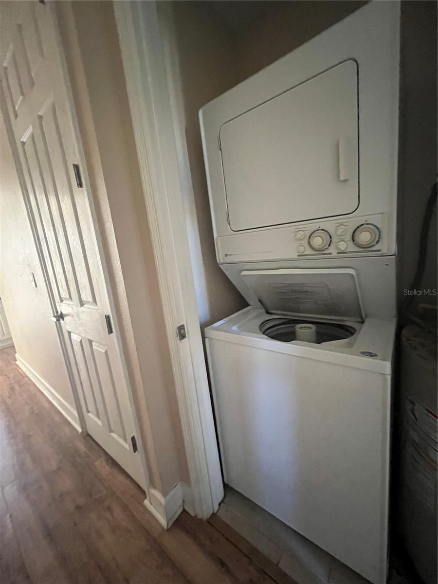 Image 16 of 17 For 2013 Grand Oak Drive