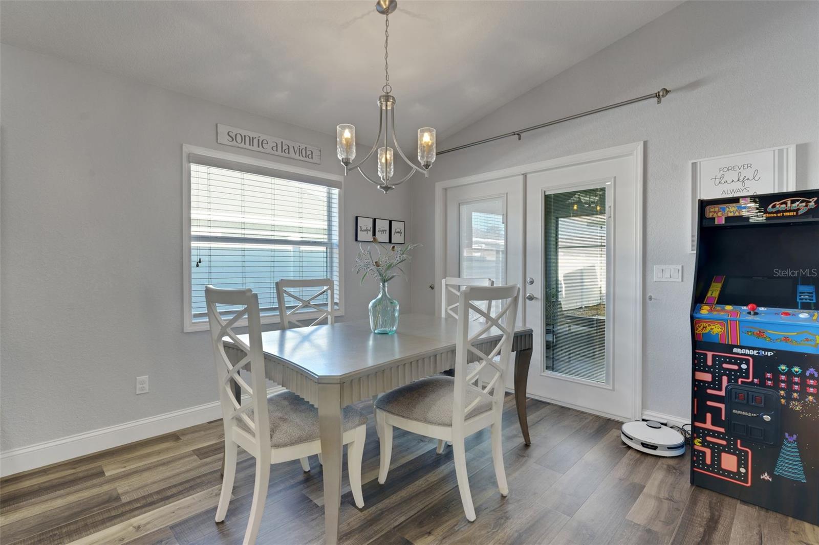 Image 12 of 27 For 2017 Orange Avenue