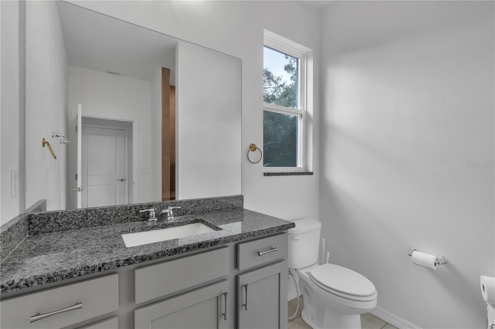 Image 12 of 31 For 5440 Boutin Lane