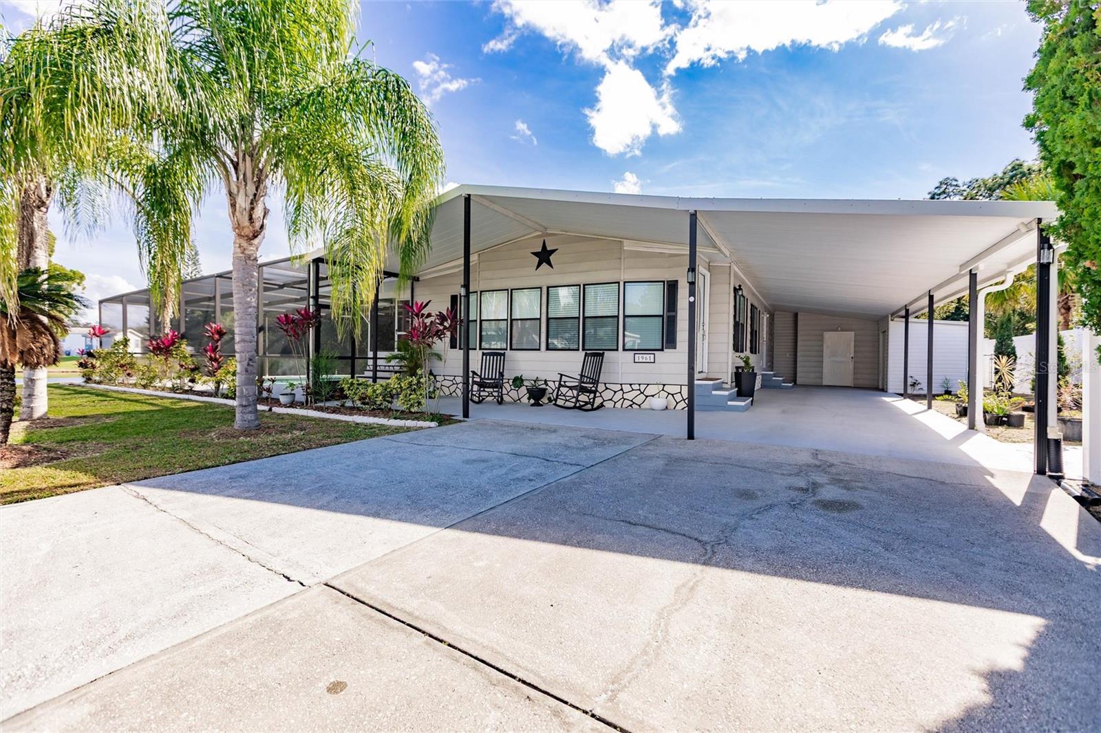 Image 2 of 35 For 1961 Crystal Lane