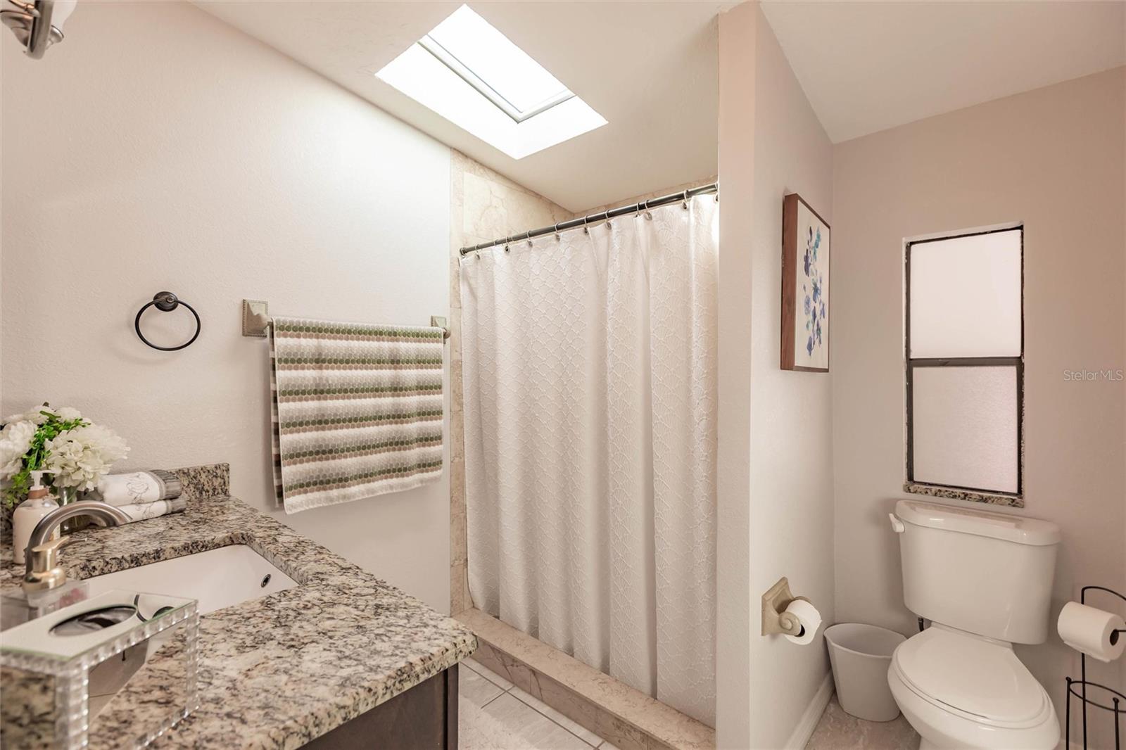 Image 21 of 35 For 1961 Crystal Lane