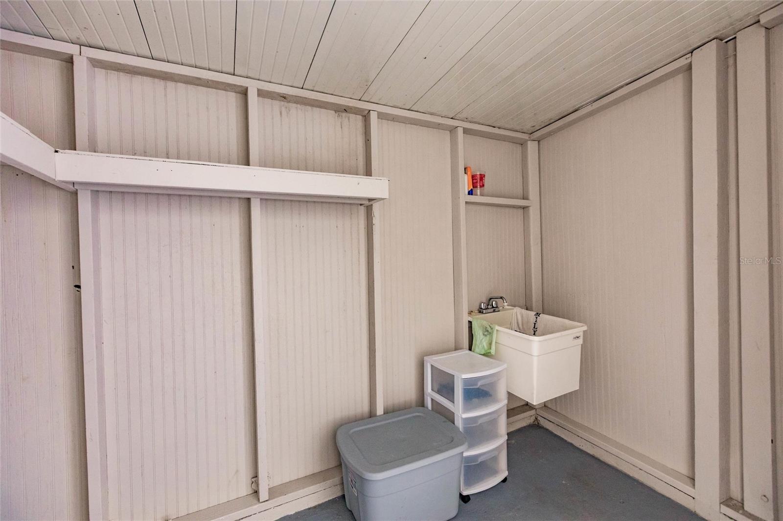 Image 32 of 35 For 1961 Crystal Lane