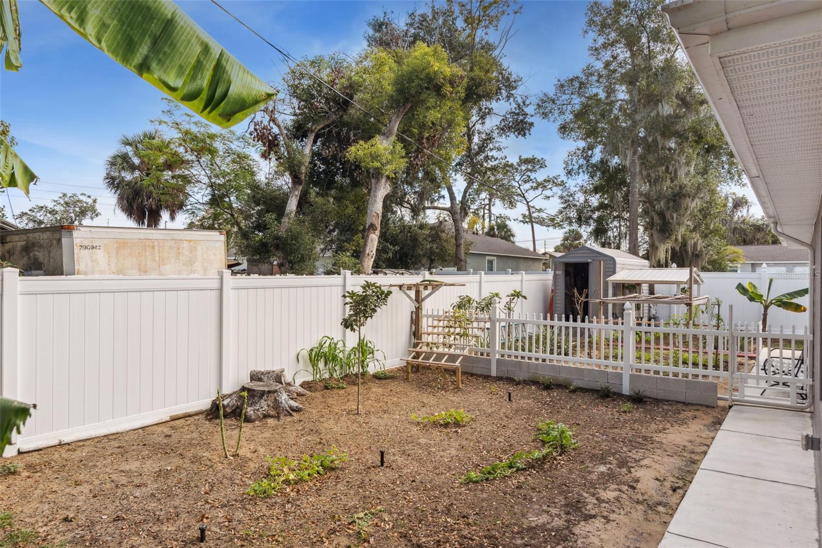 Image 15 of 40 For 1021-1023 Titcomb Street