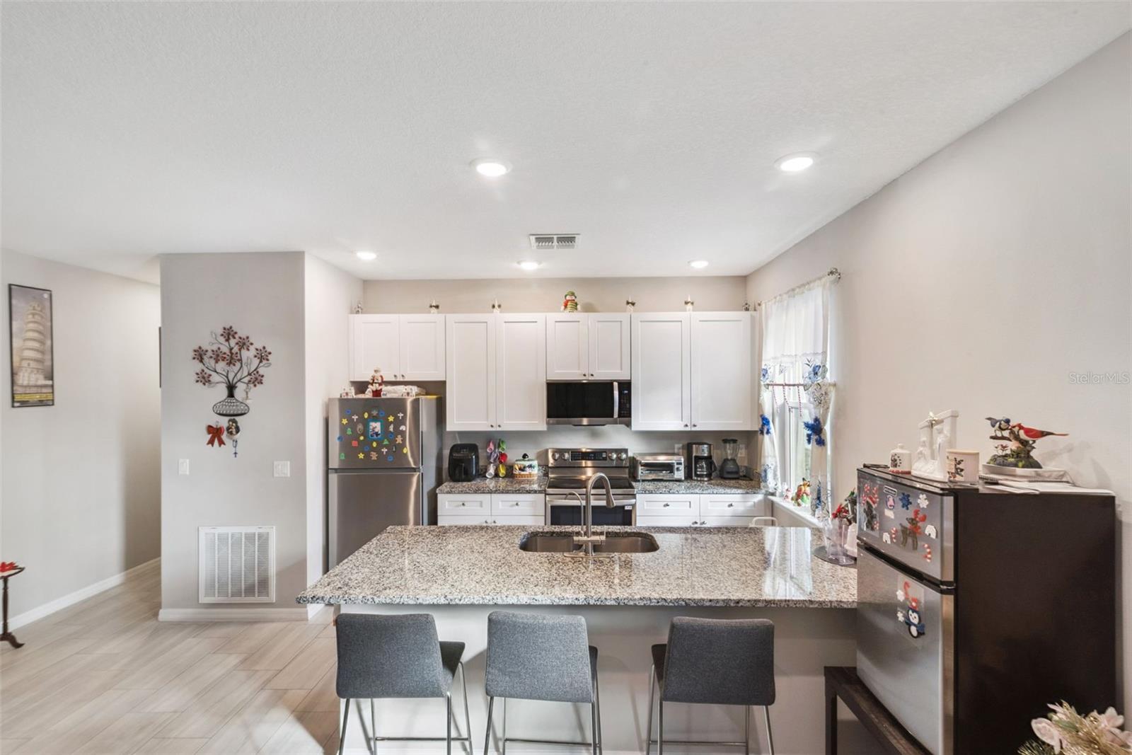 Image 19 of 40 For 1021-1023 Titcomb Street