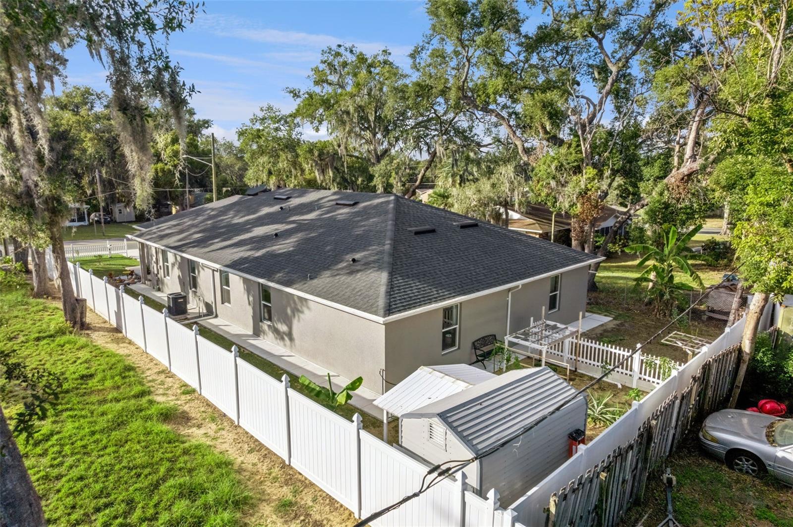 Image 35 of 40 For 1021-1023 Titcomb Street