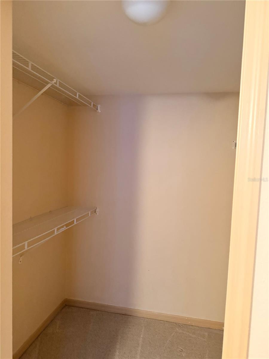 Image 15 of 16 For 2498 Sweetwater Club Circle 61