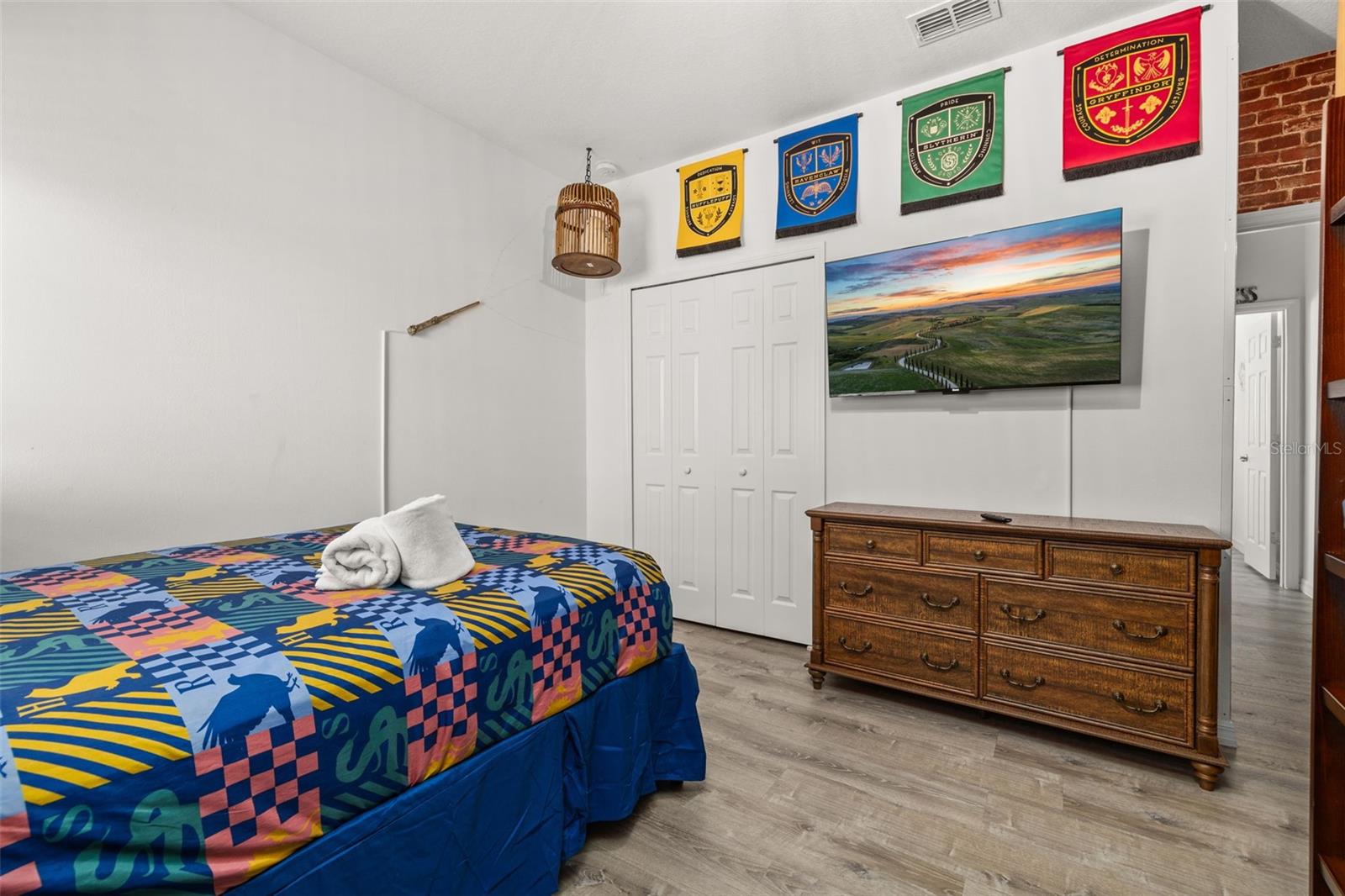 Image 43 of 80 For 4064 Oaktree Drive