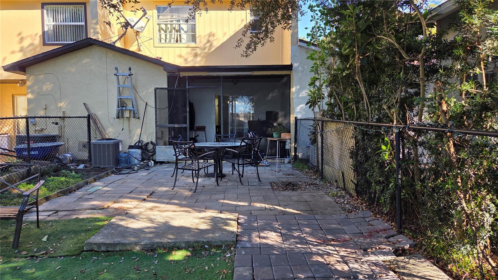 Image 16 of 19 For 2346 Rio Pinar Lakes Boulevard