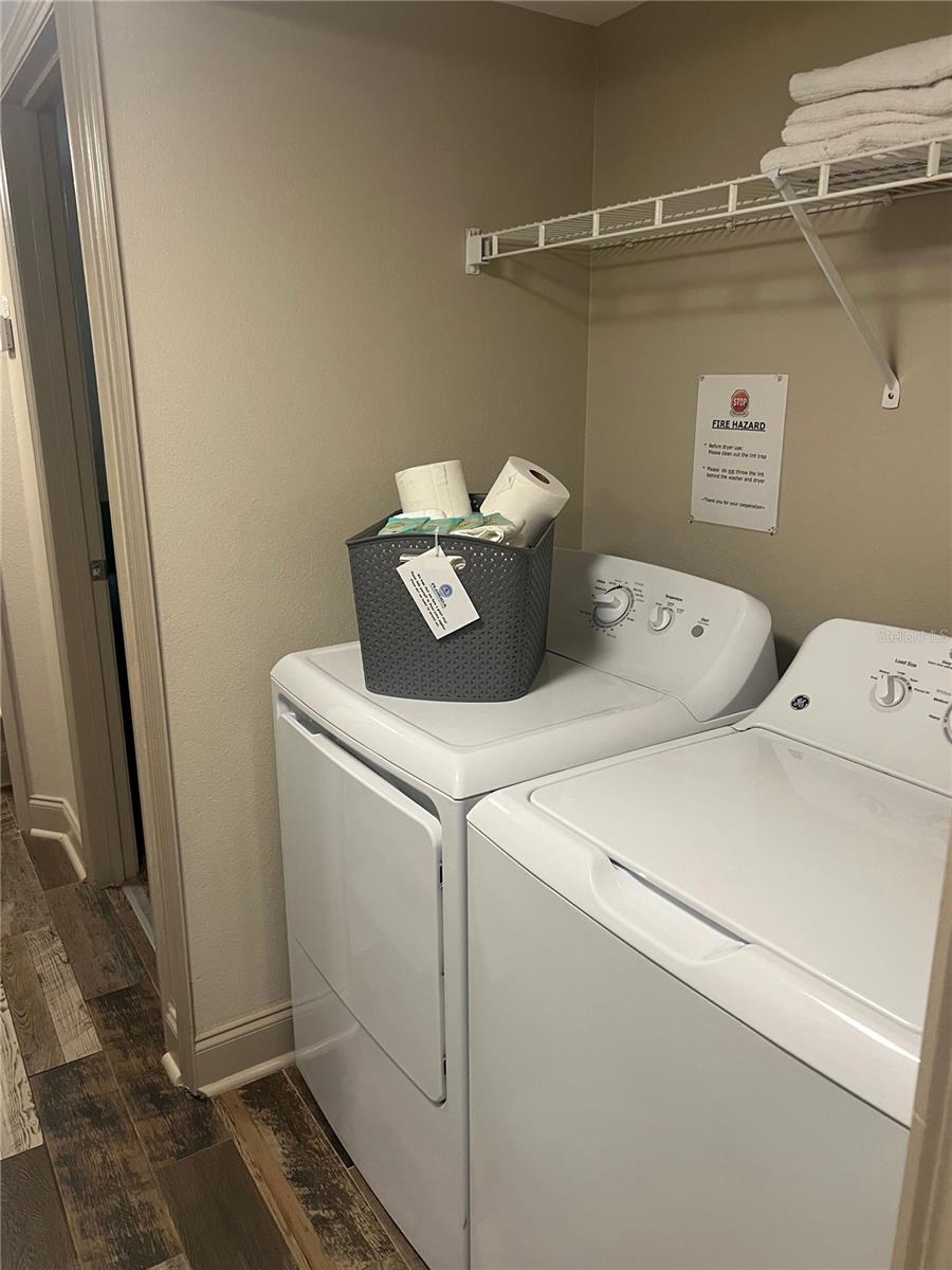 Image 6 of 30 For 2456 Sweetwater Club Circle 19