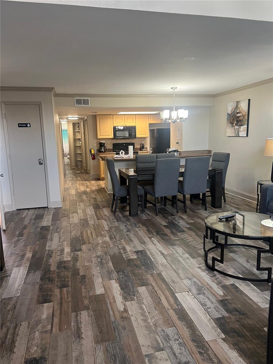 Image 7 of 30 For 2456 Sweetwater Club Circle 19