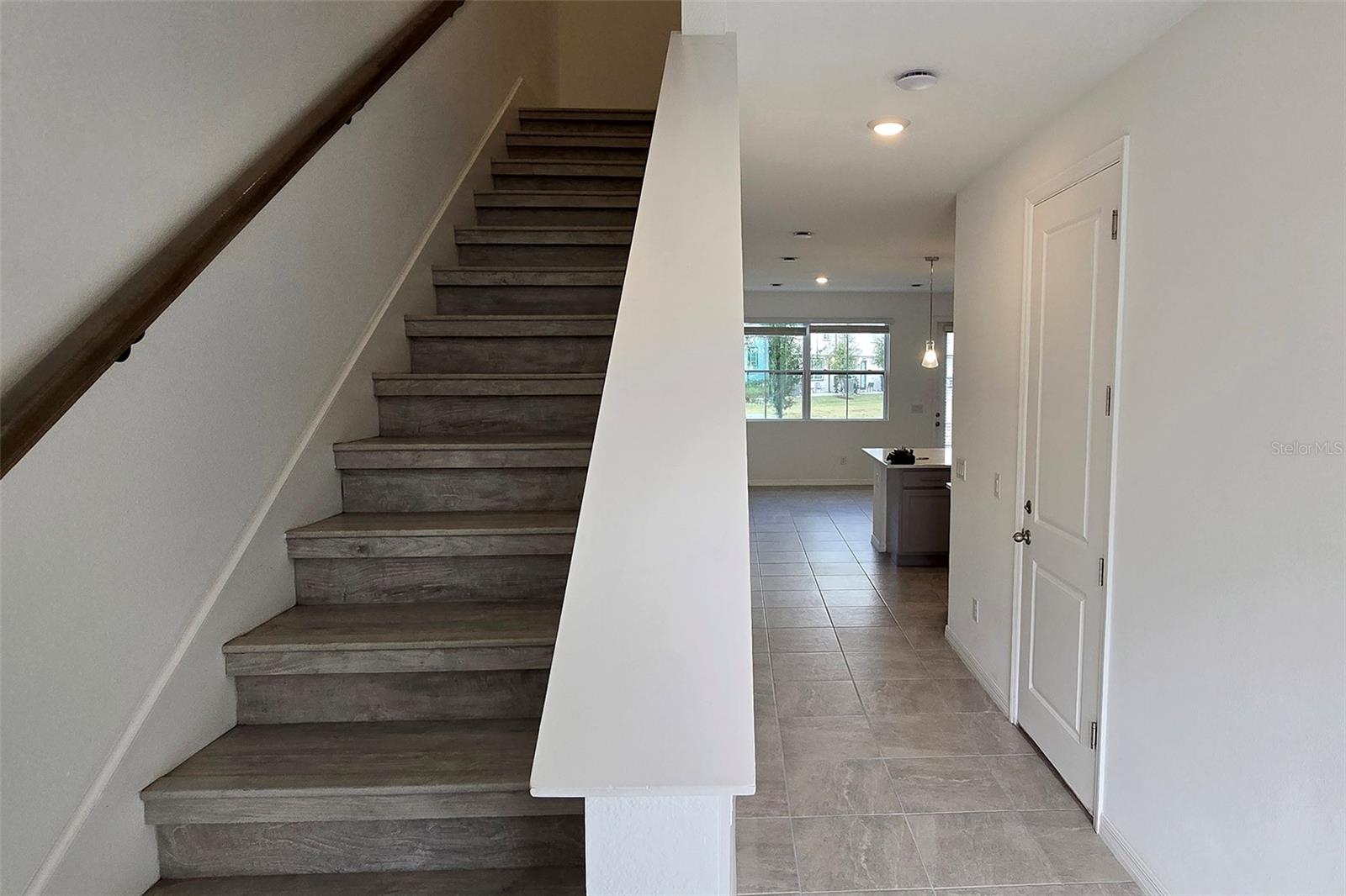 Image 11 of 46 For 742 Longboat Drive