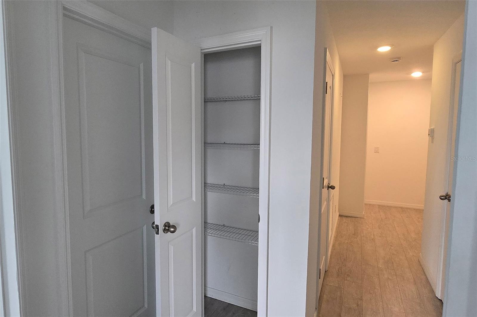 Image 20 of 46 For 742 Longboat Drive