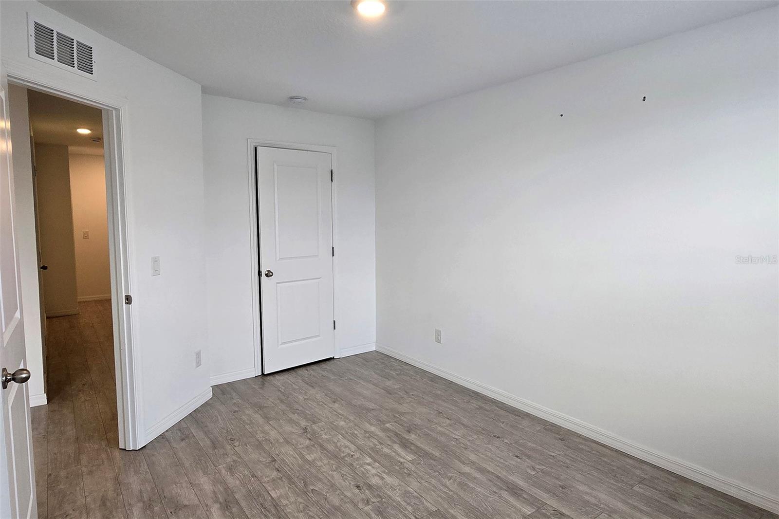 Image 21 of 46 For 742 Longboat Drive