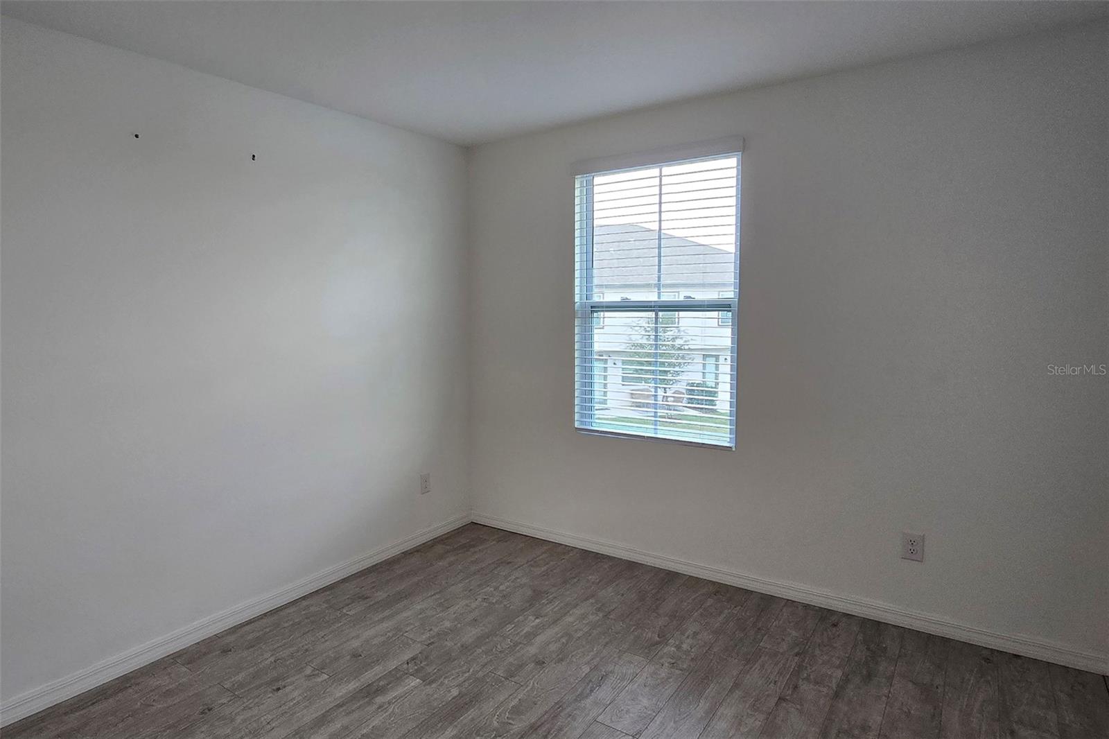 Image 22 of 46 For 742 Longboat Drive