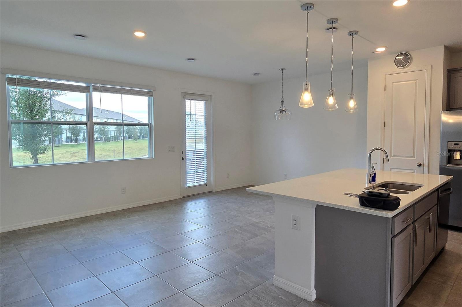 Image 4 of 46 For 742 Longboat Drive